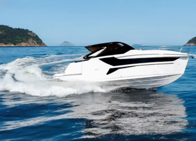 Perseu Zath Mariner 328HT Motor Yacht Rental in Rio de Janeiro, Brazil