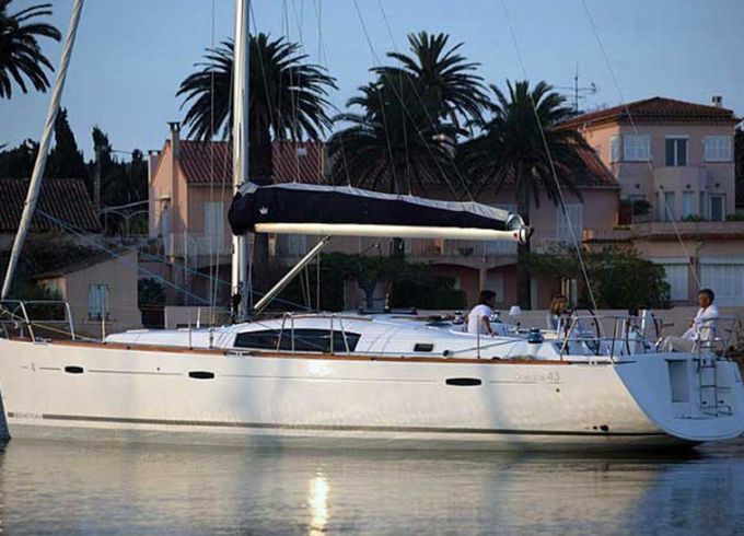 Bénéteau Oceanis 43