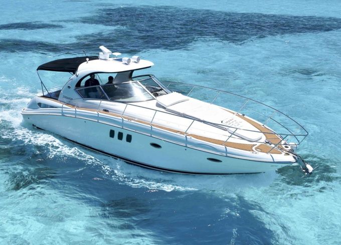 Sea Ray 37
