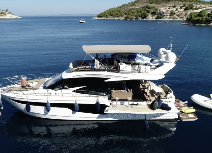 Galeon 500 Fly