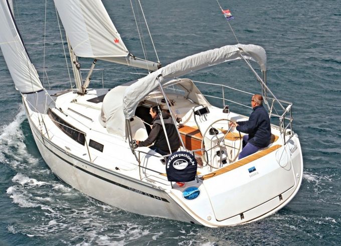 Bavaria Cruiser 33