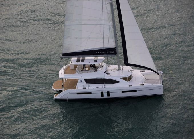 Leopard Catamarans / Robertson & Caine Leopard 58