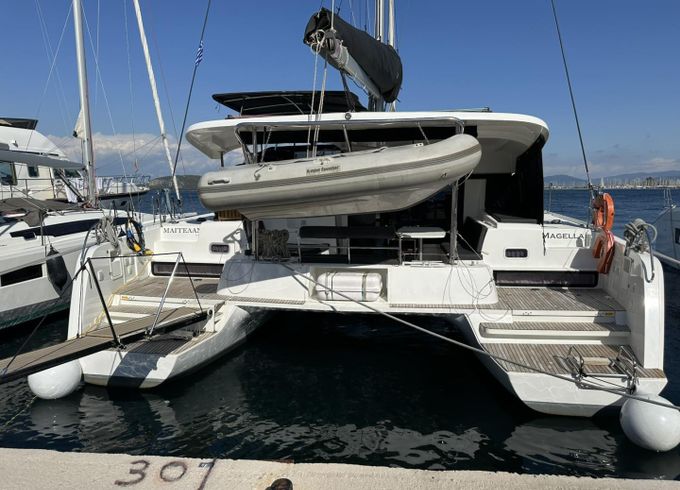 Lagoon 42