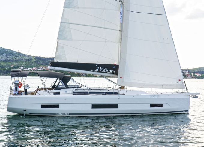 Dufour 470