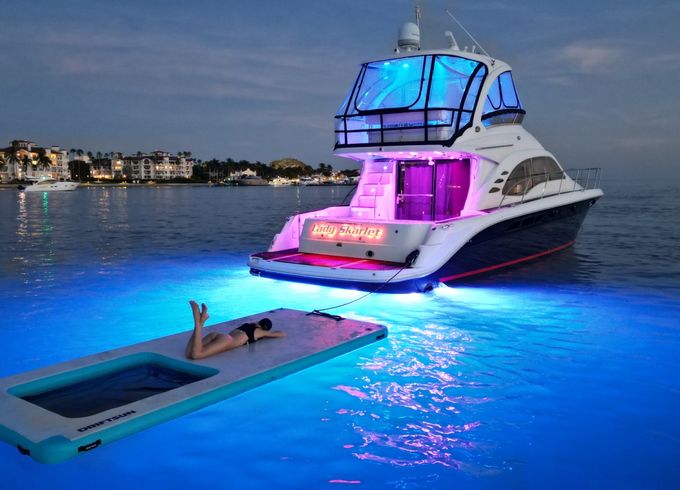 Sea Ray 550 Sedan Bridge