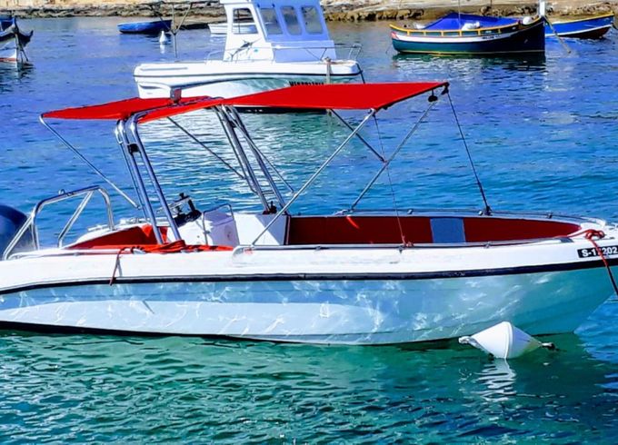 Motorboat 20ft