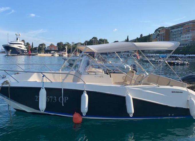 Quicksilver Activ 675 Open