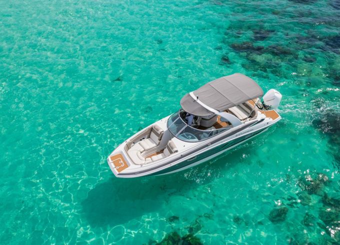 Crownline E285 XS