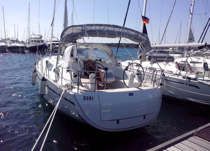 Bavaria Cruiser 37