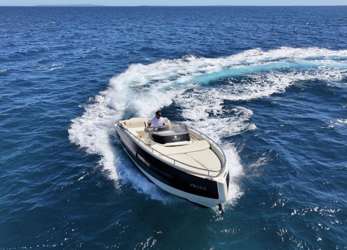 Aschenez Invictus 280 GT
