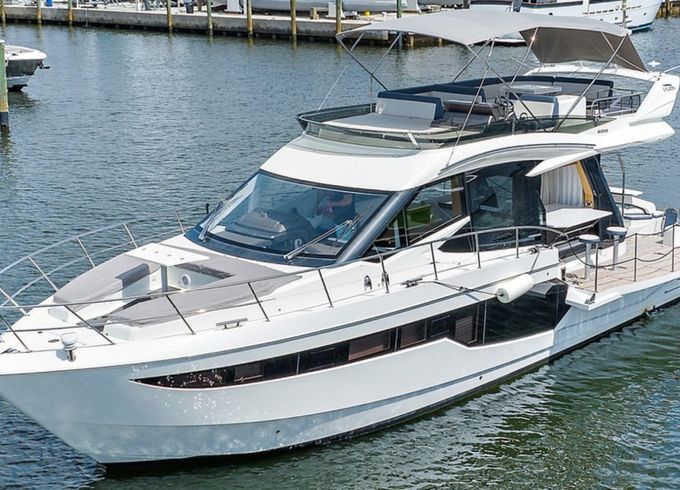 Galeon 500 Fly