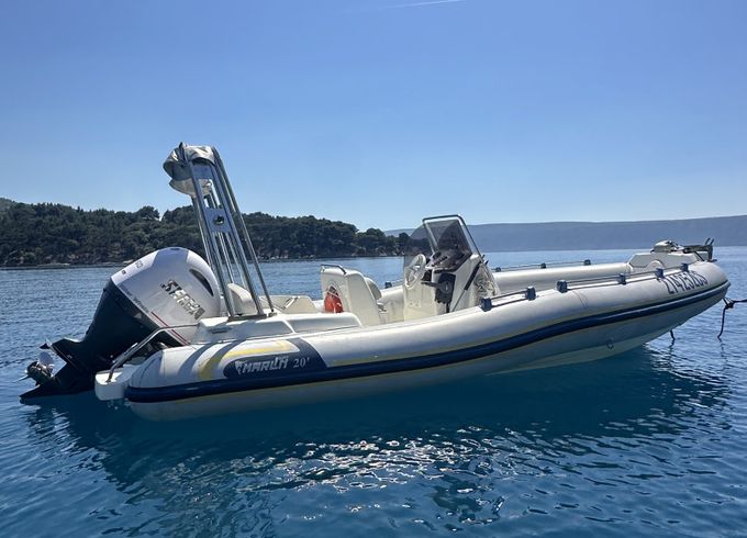 Marlin Boat 20