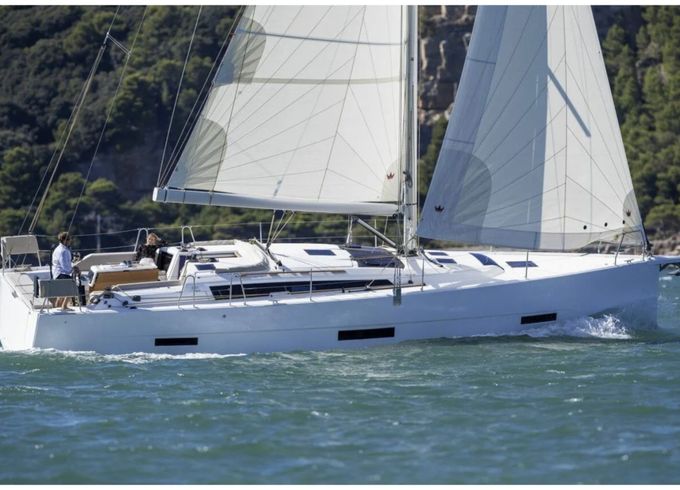 Dufour 430
