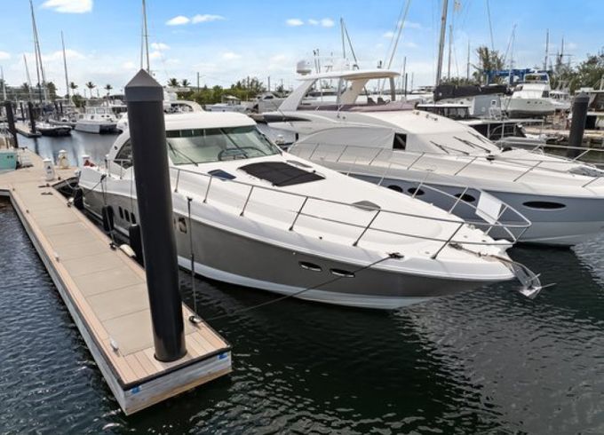 Sea Ray 60 Sundancer