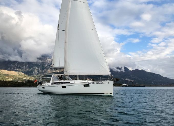 Bénéteau Oceanis 48