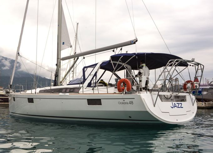 Bénéteau Oceanis 48