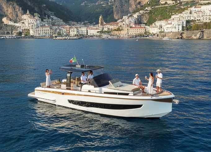 Allure 38