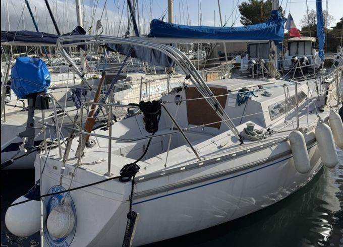 Jeanneau Aquila