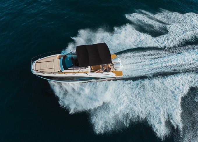 Quicksilver Activ 875 Sun Deck