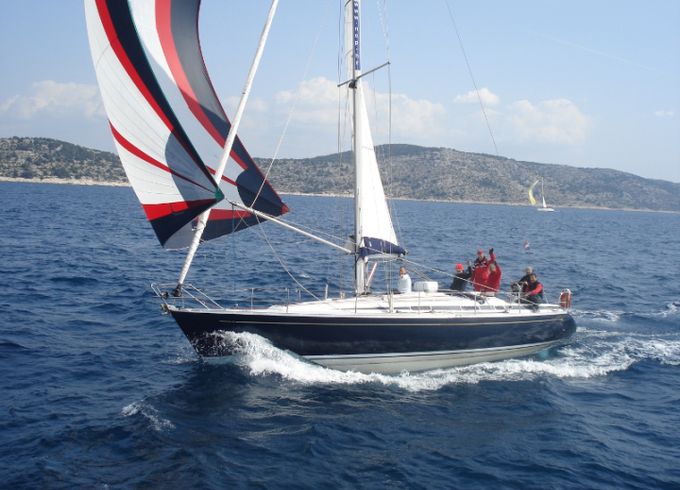 Grand Soleil 43