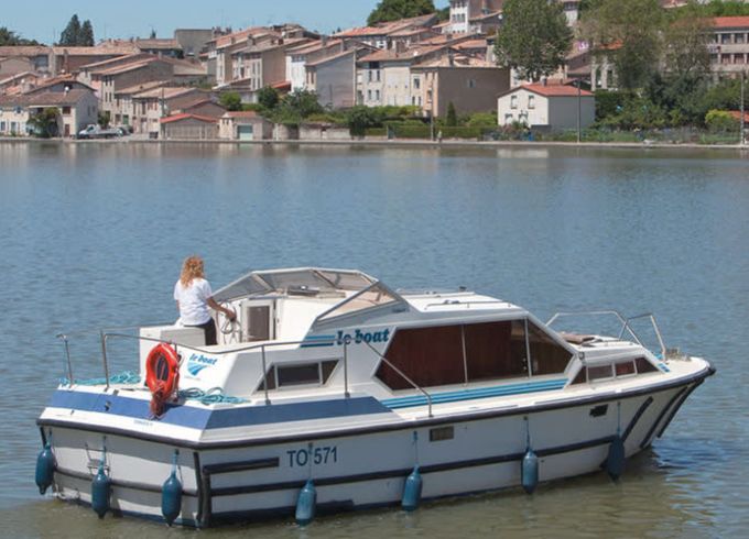 Le Boat Lake Star