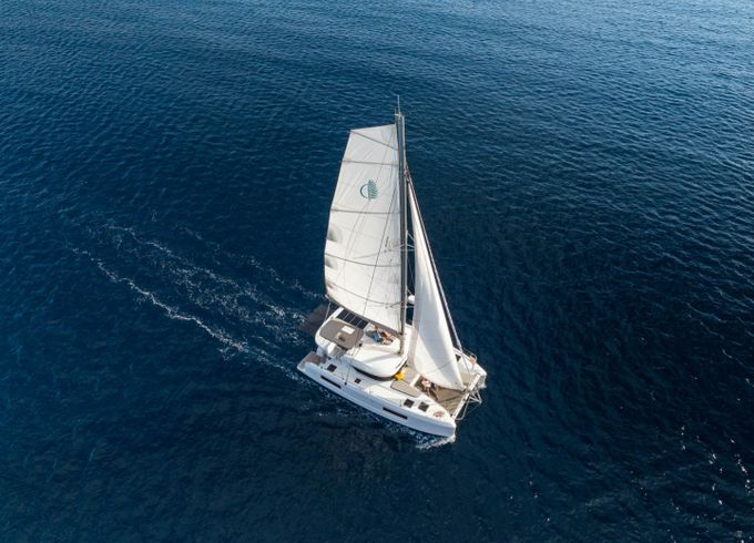 Lagoon 38