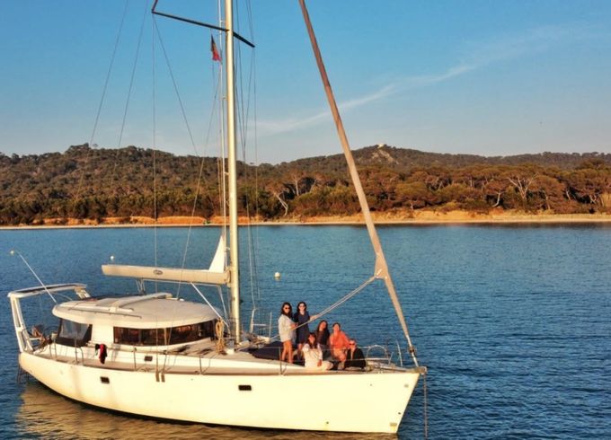 Dufour Atoll 43
