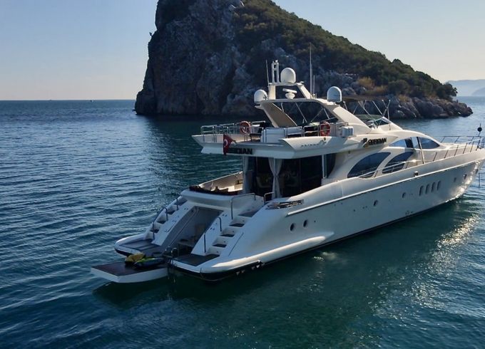 Azimut 98 Leonardo