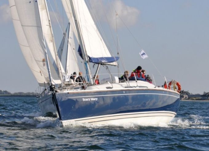 Hanse 370