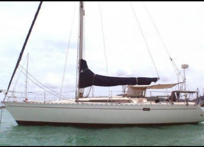 Bénéteau First 38