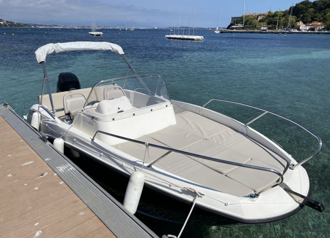 Quicksilver Activ 605 Sundeck