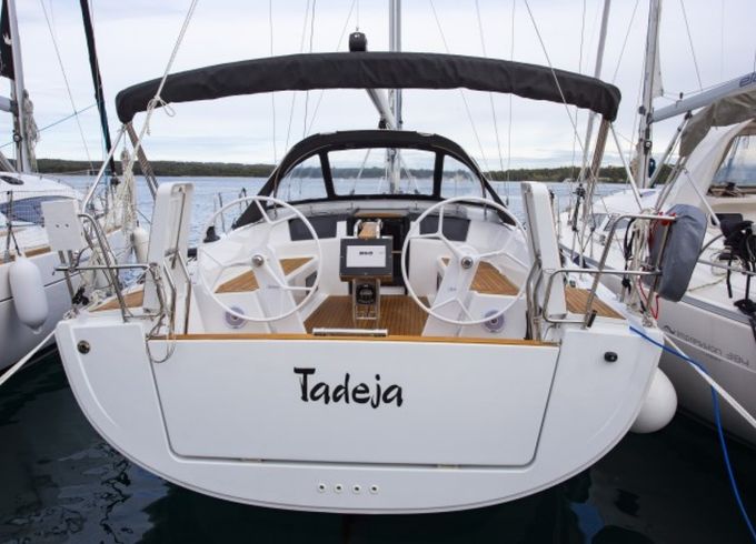 Hanse 388