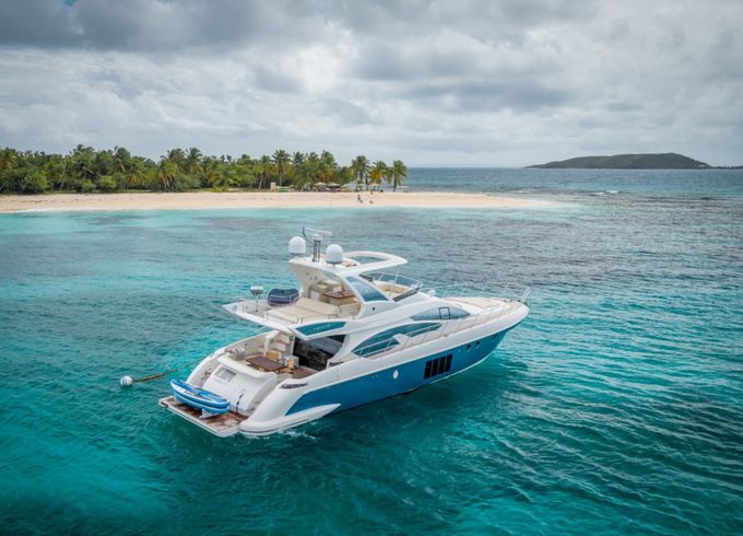 Azimut 64 Fly