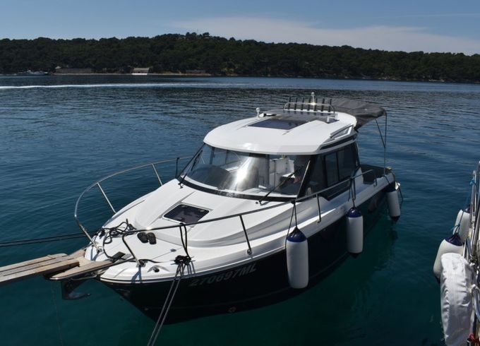 Jeanneau Merry Fisher 795