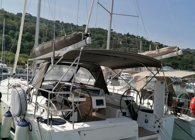 Dufour 390 Grand Large