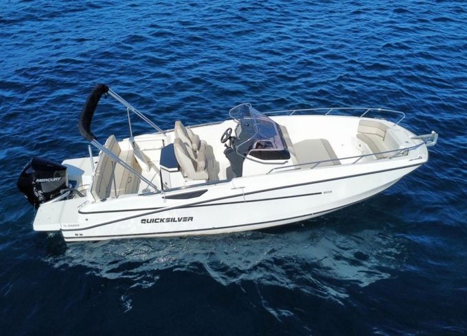 Quicksilver Activ 805 Open