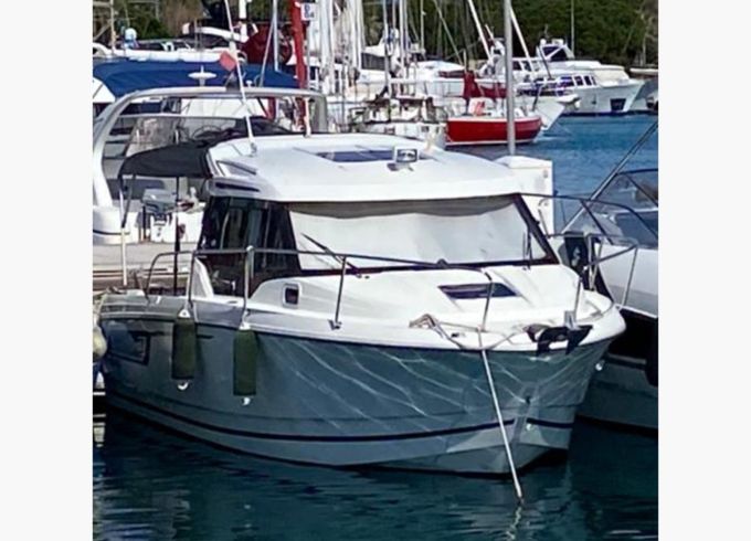 Jeanneau Merry Fisher 7.95