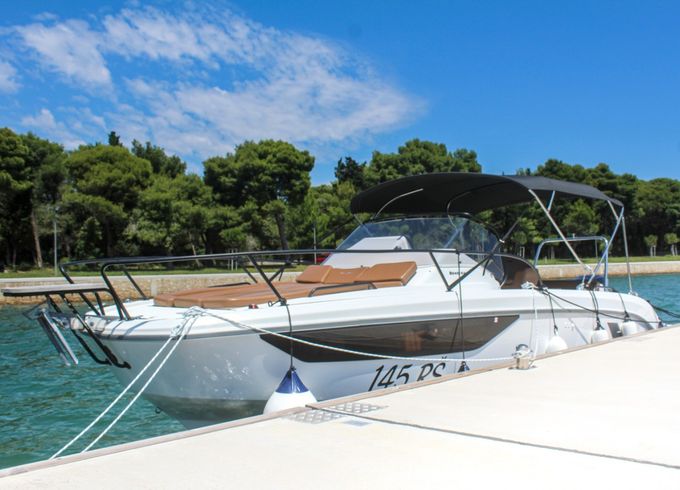 Bénéteau Flyer 8 SUNdeck