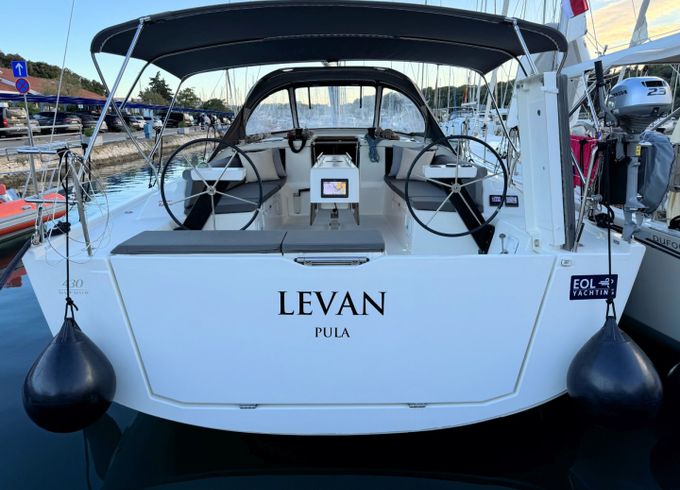Dufour 430 Grand Large
