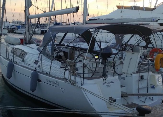 Bénéteau Oceanis 43