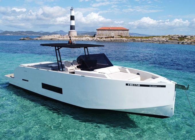 De Antonio D42 Open