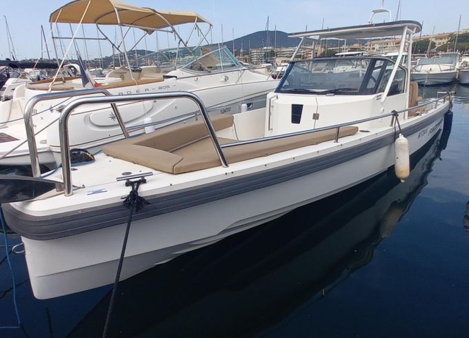 Axopar 28 T-Top