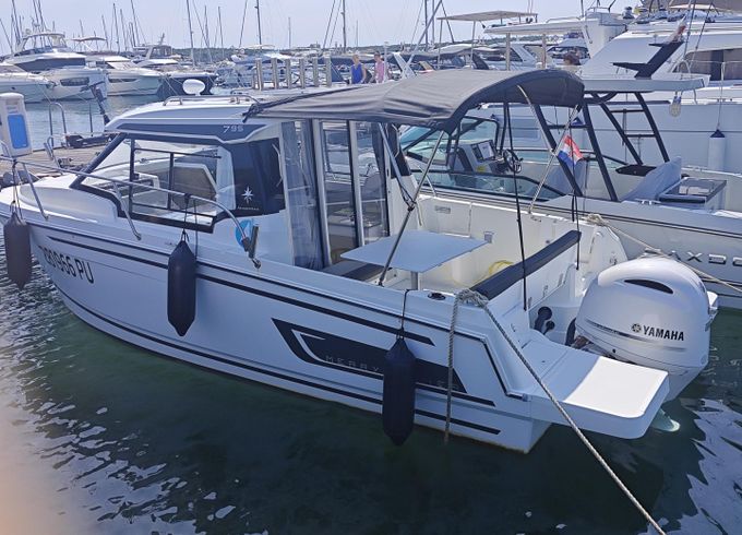 Jeanneau Merry Fisher 795 Series2