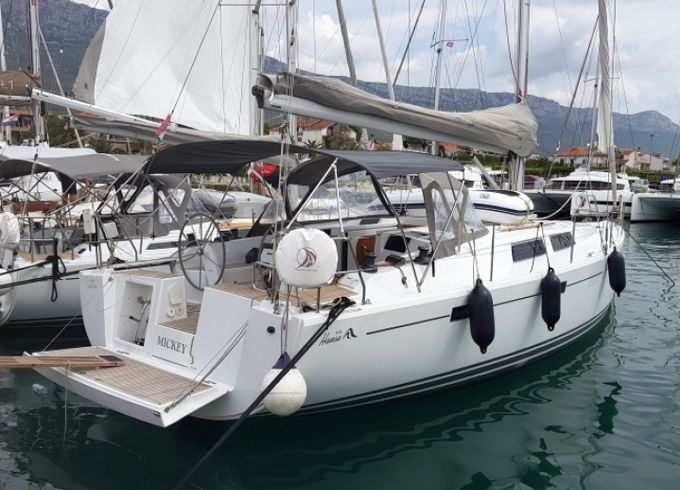 Hanse 415