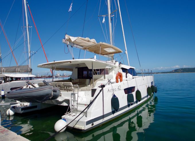 Fountaine Pajot Astrea 42