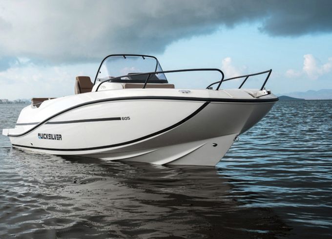 Quicksilver Activ 605 Open
