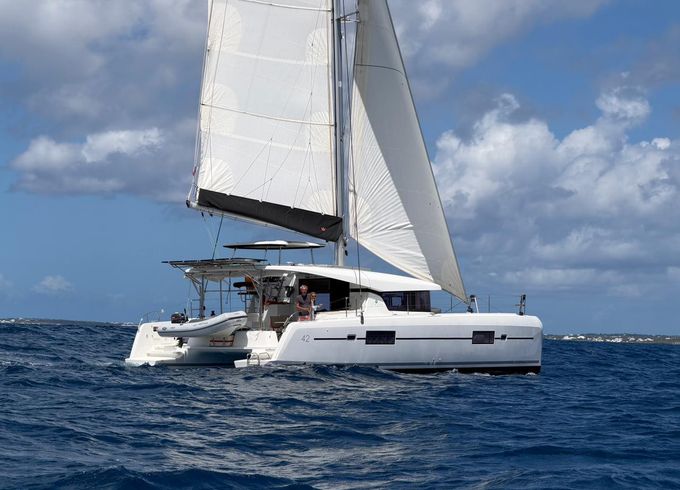 Lagoon 42
