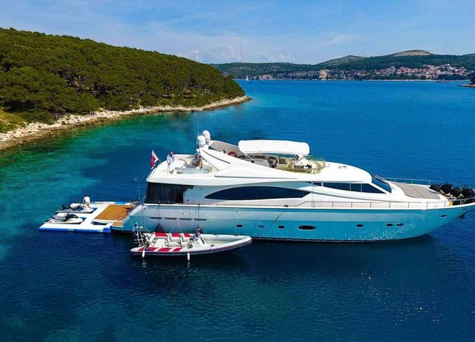 Ferretti MISS KATARIINA