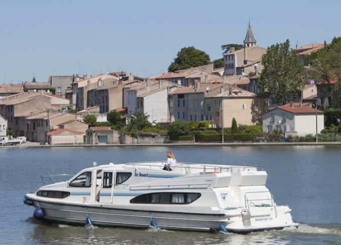 Le Boat Magnifique