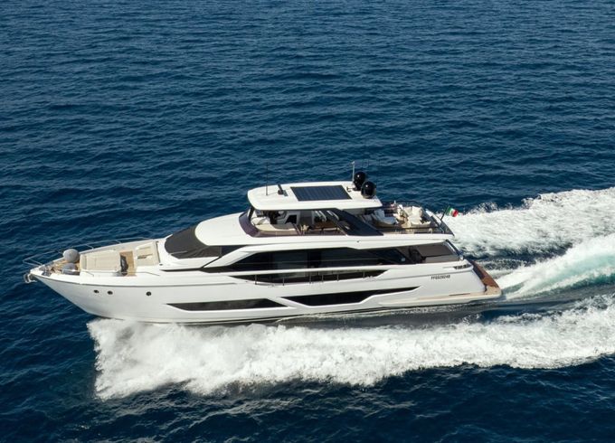 Ferretti FAST